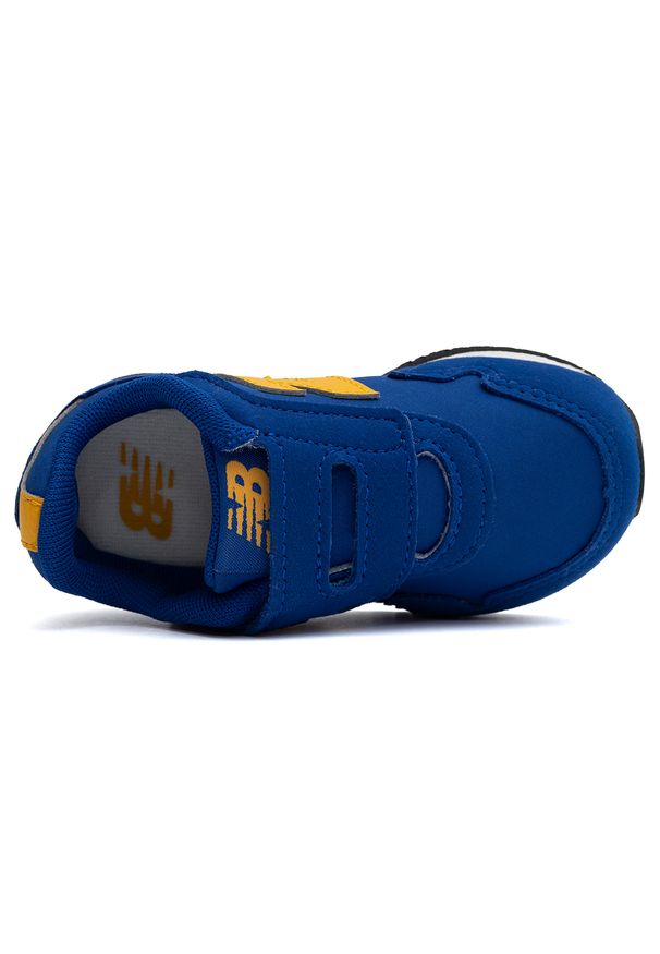 Buty niemowlęce New Balance IV323AD – niebieskie. Okazja: na uczelnię, na co dzień. Kolor: niebieski. Materiał: syntetyk, materiał. Szerokość cholewki: normalna