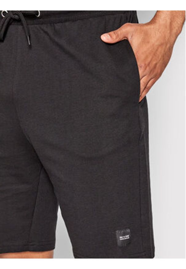 Only & Sons Szorty sportowe Neil 22015623 Czarny Regular Fit. Kolor: czarny. Materiał: bawełna. Styl: sportowy