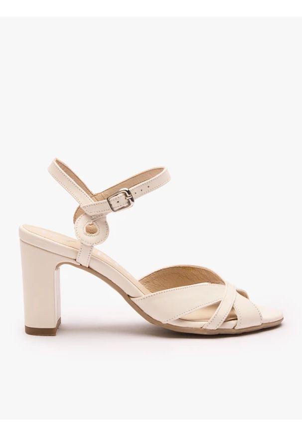 Ryłko - Kremowe sandały na obcasie. Okazja: na ślub cywilny, na wesele. Nosek buta: okrągły. Zapięcie: sprzączka. Kolor: beżowy. Materiał: skóra. Obcas: na obcasie. Styl: street, elegancki. Wysokość obcasa: średni