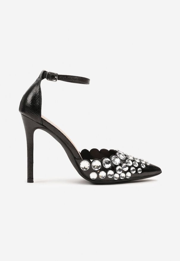 Born2be - Czarne Szpilki Ozdobione Cyrkoniami Rennalin. Okazja: na co dzień. Zapięcie: pasek. Kolor: czarny. Materiał: jeans. Wzór: aplikacja. Obcas: na szpilce. Styl: elegancki, casual, klasyczny, wizytowy