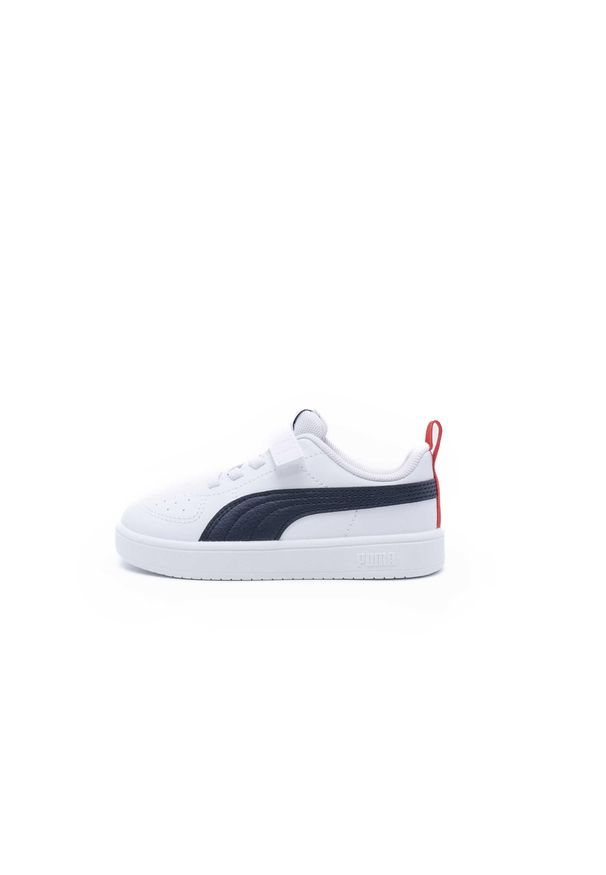 Adidasy Puma Rickie Inf, Dzieci. Kolor: biały. Materiał: skóra ekologiczna, syntetyk, materiał. Sport: turystyka piesza