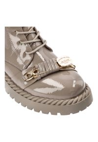 Brązowe Botki S.Barski Modne Buty Damskie. Zapięcie: klamry. Kolor: brązowy. Materiał: skóra ekologiczna. Sezon: wiosna, jesień. Obcas: na obcasie. Styl: klasyczny, elegancki. Wysokość obcasa: średni #5