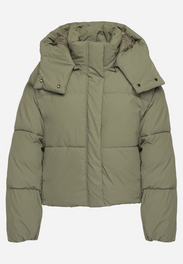 Born2be - Ciemnozielona Kurtka Pikowana z Dłuższym Tyłem z Odpinanym Kapturem Merivias. Okazja: na spacer, na co dzień. Kolor: zielony. Materiał: tkanina, jeans. Długość: długie. Sezon: zima. Styl: casual, klasyczny