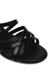 Clarks Sandały Ezoria Strap 26185893 Czarny. Kolor: czarny. Materiał: skóra #4