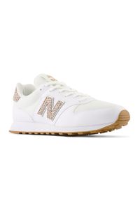 Buty damskie New Balance GW500LW2 – białe. Okazja: na co dzień. Kolor: biały. Materiał: tworzywo sztuczne, guma, materiał. Szerokość cholewki: normalna #5
