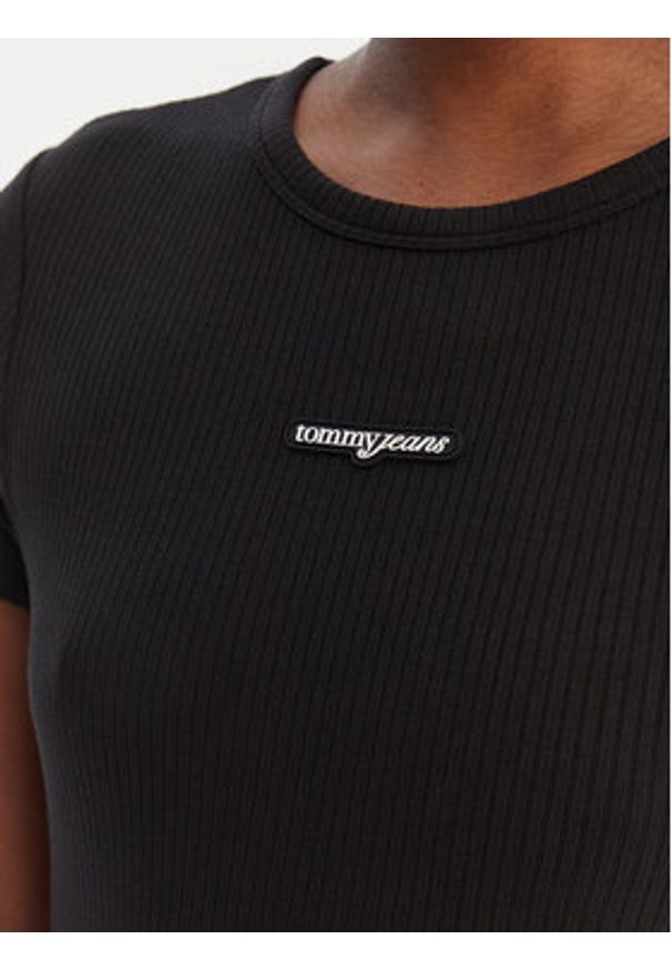 Tommy Jeans Sukienka codzienna DW0DW22339 Czarny Slim Fit. Okazja: na co dzień. Kolor: czarny. Materiał: wiskoza. Typ sukienki: proste. Styl: casual