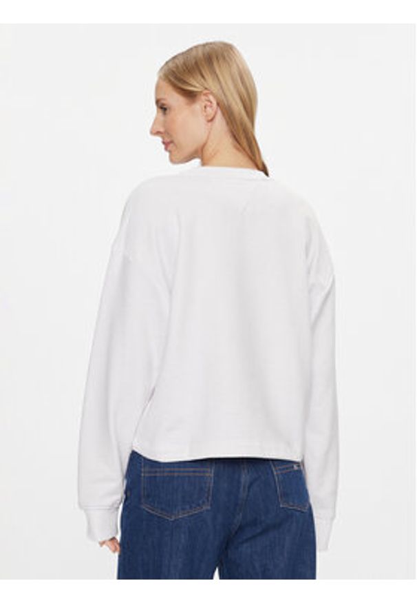Tommy Jeans Bluza Essential Logo DW0DW16140 Biały Relaxed Fit. Kolor: biały. Materiał: bawełna, syntetyk