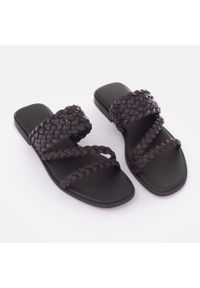 Marco Shoes Klapki Roma czarne. Kolor: czarny. Styl: wakacyjny #3