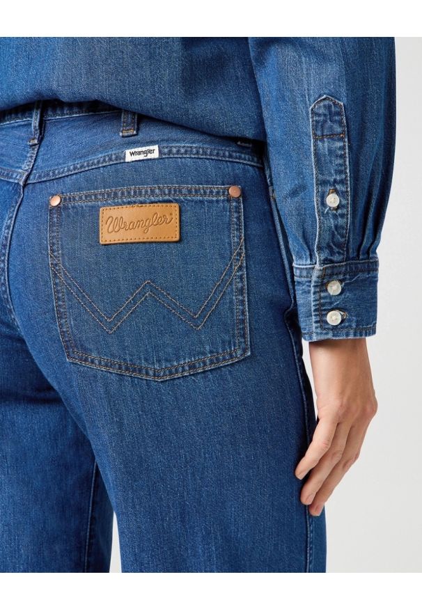 Wrangler - DAMSKIE SPODNIE JEANSOWE WRANGLER WORLD WIDE REAL BLUE 112362656