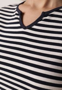 Born2be - Niebieska Rozkloszowana Sukienka z Bawełny Imitująca Bluzkę w Paski i Spódnicę Chathusa. Okazja: na co dzień. Kolor: niebieski. Materiał: bawełna. Wzór: paski. Sezon: lato. Typ sukienki: rozkloszowane, proste. Styl: casual, klasyczny #7