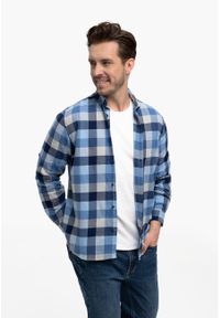 Volcano - Koszula z wzorem w kratę, Regular Fit, K-VOLANS. Okazja: na co dzień. Typ kołnierza: button down. Kolor: niebieski. Materiał: jeans, materiał, bawełna. Długość rękawa: długi rękaw. Długość: długie. Wzór: kratka. Styl: casual