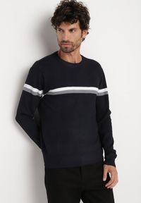 Born2be - Granatowy Sweter z Wełną i Paskami Sailissa. Kolor: niebieski. Materiał: wełna. Wzór: paski. Styl: elegancki #7