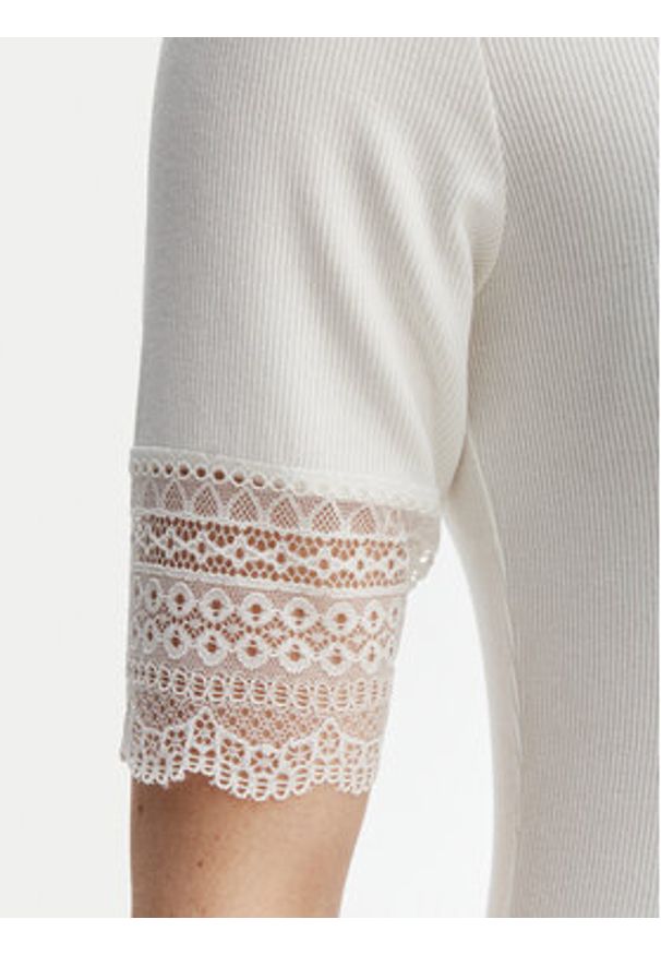 only - ONLY Bluzka Tilde 15335353 Biały Slim Fit. Kolor: biały. Materiał: wiskoza