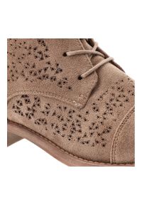 Botki damskie S.Barski, cholewka materiałowa ażurowa niski obcas lekka forma, beżowe, HY61-8009. Kolor: beżowy. Materiał: materiał. Szerokość cholewki: normalna. Wzór: ażurowy. Obcas: na obcasie. Wysokość obcasa: niski #5