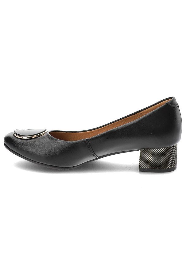 Czarne Czółenka Maciejka Buty Na Obcasie. Okazja: na co dzień, do pracy, na spotkanie biznesowe. Kolor: czarny. Materiał: skóra. Obcas: na obcasie. Styl: casual, elegancki, biznesowy, klasyczny. Wysokość obcasa: średni
