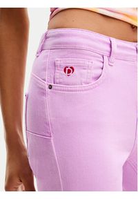 Desigual Jeansy Creta 24SWDD19 Różowy Flare Fit. Kolor: różowy #3