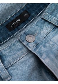 Ombre Clothing - Jeansowe krótkie spodenki męskie z delikatnym washem – jasnoniebieskie V1. Kolor: niebieski. Materiał: jeans. Długość: krótkie. Wzór: aplikacja. Sezon: lato. Styl: klasyczny, wakacyjny #8
