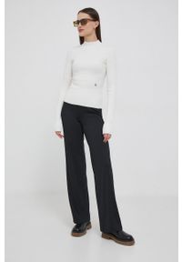 Calvin Klein Jeans sweter damski kolor beżowy lekki z półgolfem. Kolor: beżowy. Materiał: bawełna, dzianina. Długość: krótkie #3