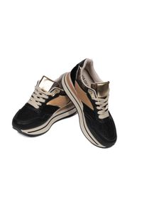 Inna - Sneakersy na koturnie z brokatowymi wstawkami czarne DF873-37. Kolor: czarny. Materiał: zamsz, skóra ekologiczna. Szerokość cholewki: normalna. Obcas: na koturnie