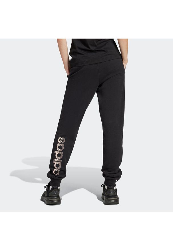 Adidas - Spodnie dresowe damskie ADIDAS Gym & Pilates. Kolor: czarny. Materiał: materiał, bawełna. Sport: joga i pilates