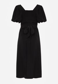 Renee - Czarna Wiskozowa Sukienka o Rozkloszowanym Kroju z Wycięciem na Plecach i Wiązaniem Dimiella. Kolor: czarny. Materiał: wiskoza. Typ sukienki: rozkloszowane #3