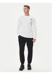 The North Face Longsleeve Easy NF0A8A6F Biały Regular Fit. Kolor: biały. Materiał: bawełna. Długość rękawa: długi rękaw #3