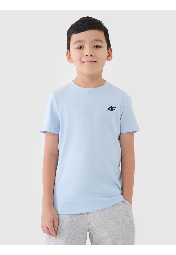 4f - 4F T-shirt regular gładki chłopięcy - niebieski 134 (8-9 lat). Okazja: na co dzień. Kolor: niebieski. Materiał: bawełna, jersey, dzianina. Długość rękawa: krótki rękaw. Długość: krótkie. Wzór: gładki. Sezon: lato. Styl: sportowy, casual, klasyczny