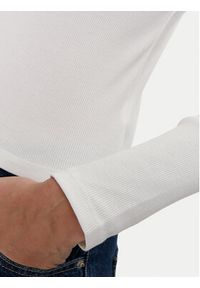 GAP - Gap Bluzka 542721-04 Biały Slim Fit. Kolor: biały. Materiał: bawełna #3