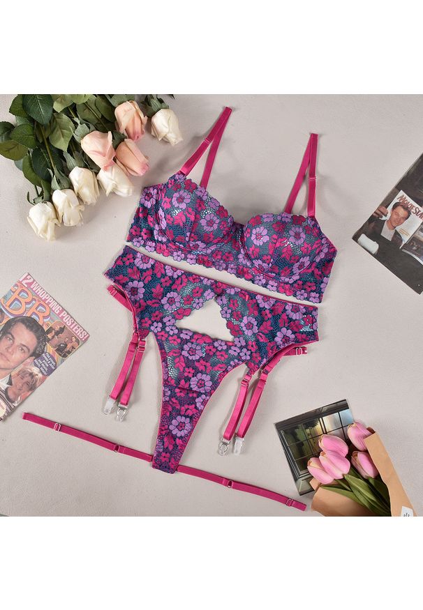 Intica - Bielizna z balkonetką i pasem z ozdobnym wykończeniem Najda. Kolor: wielokolorowy. Materiał: materiał, skóra