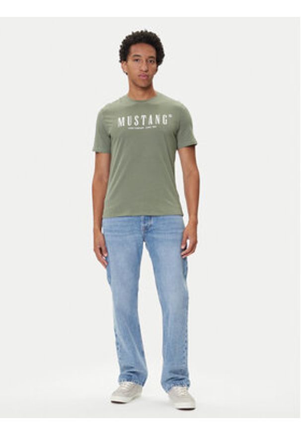Mustang T-Shirt Austin 1016853 Zielony Regular Fit. Kolor: zielony. Materiał: bawełna