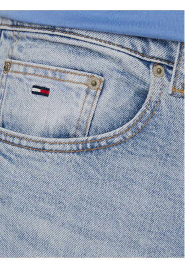 Tommy Jeans Jeansy DM0DM23064 Niebieski jasny Slim Fit. Kolor: niebieski