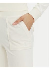 Juicy Couture Spodnie dresowe Del Ray JCAP180G Écru Regular Fit. Materiał: syntetyk