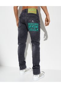 Philipp Plein - PHILIPP PLEIN - Ciemnoszare spodnie jeansowe Straight Gothic. Kolor: szary. Wzór: aplikacja, nadruk. Styl: elegancki, klasyczny