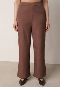 Born2be - Brązowy Komplet Garniturowy z Bawełną Spodnie i Kamizelka z Paskiem z Klamrą Danacine. Kolor: brązowy. Materiał: bawełna #4