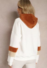 Renee - Biała Bawełniana Bluza z Kapturem i Wstawkami z Polaru Qilin. Typ kołnierza: kaptur. Kolor: biały. Materiał: bawełna, polar. Wzór: aplikacja
