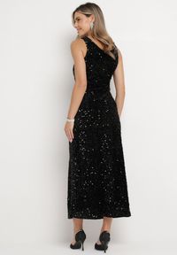 Born2be - Czarna Sukienka Maxi w Cekiny Jukrana. Kolor: czarny. Długość rękawa: na ramiączkach. Typ sukienki: rozkloszowane. Długość: maxi #3