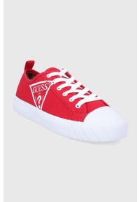 Guess Tenisówki damskie kolor czerwony. Nosek buta: okrągły. Zapięcie: sznurówki. Kolor: czerwony. Materiał: guma