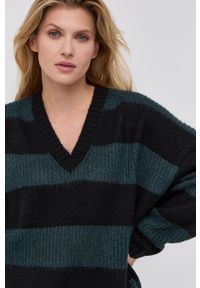 AllSaints - Sweter z domieszką wełny. Kolor: czarny. Materiał: wełna. Długość rękawa: długi rękaw. Długość: długie #4