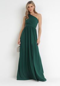 Born2be - Zielona Sukienka Maxi Na Jedno Ramię z Rozcięciem na Dole Jasminta. Okazja: na ślub cywilny, na imprezę, na wesele. Kolekcja: dla wysokich. Kolor: zielony. Długość rękawa: bez rękawów. Wzór: aplikacja. Typ sukienki: asymetryczne. Styl: elegancki. Długość: maxi #2