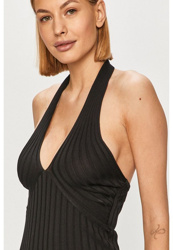 Guess - Sukienka. Kolor: czarny. Materiał: dzianina. Wzór: gładki. Typ sukienki: dopasowane