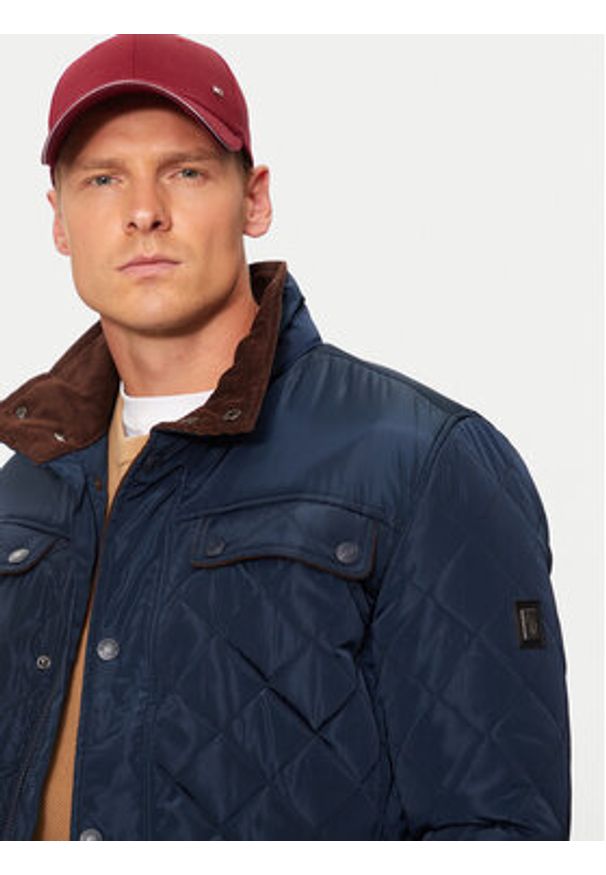 U.S. Polo Assn. Kurtka przejściowa MUP3790 Granatowy Regular Fit. Typ kołnierza: polo. Kolor: niebieski. Materiał: syntetyk