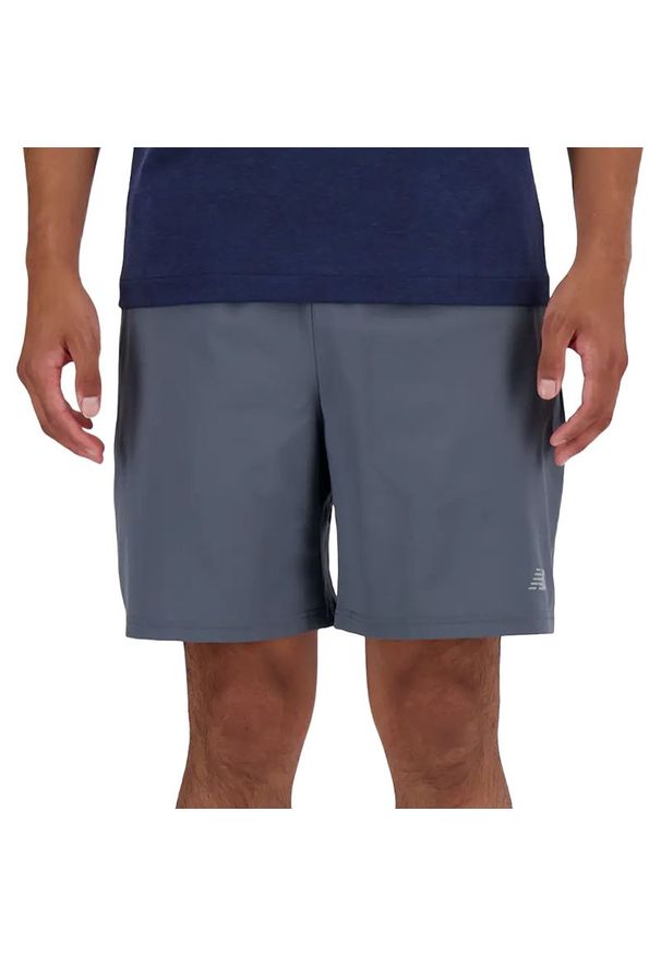 Spodenki New Balance MS41232GT - szare. Kolor: szary. Materiał: materiał, poliester. Sport: fitness