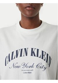 Calvin Klein Jeans T-Shirt LV047F813G Biały Boxy Fit. Kolor: biały. Materiał: bawełna #5