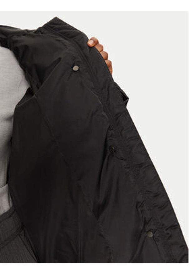 Calvin Klein Kurtka puchowa K20K207720 Czarny Regular Fit. Kolor: czarny. Materiał: syntetyk