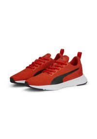 Buty do chodzenia damskie Puma Flyer Runner Jr. Zapięcie: sznurówki. Kolor: czerwony, wielokolorowy, czarny. Materiał: guma, tkanina. Szerokość cholewki: normalna. Sport: turystyka piesza