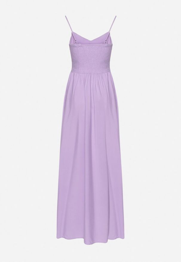 Born2be - Fioletowa Rozkloszowana Wiskozowa Sukienka na Cienkich Regulowanych Ramiączkach Canelsea. Okazja: na co dzień. Kolor: fioletowy. Materiał: wiskoza. Długość rękawa: na ramiączkach. Styl: casual