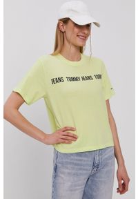 Tommy Jeans T-shirt kolor zielony. Okazja: na co dzień. Kolor: zielony. Materiał: bawełna. Wzór: nadruk. Styl: casual