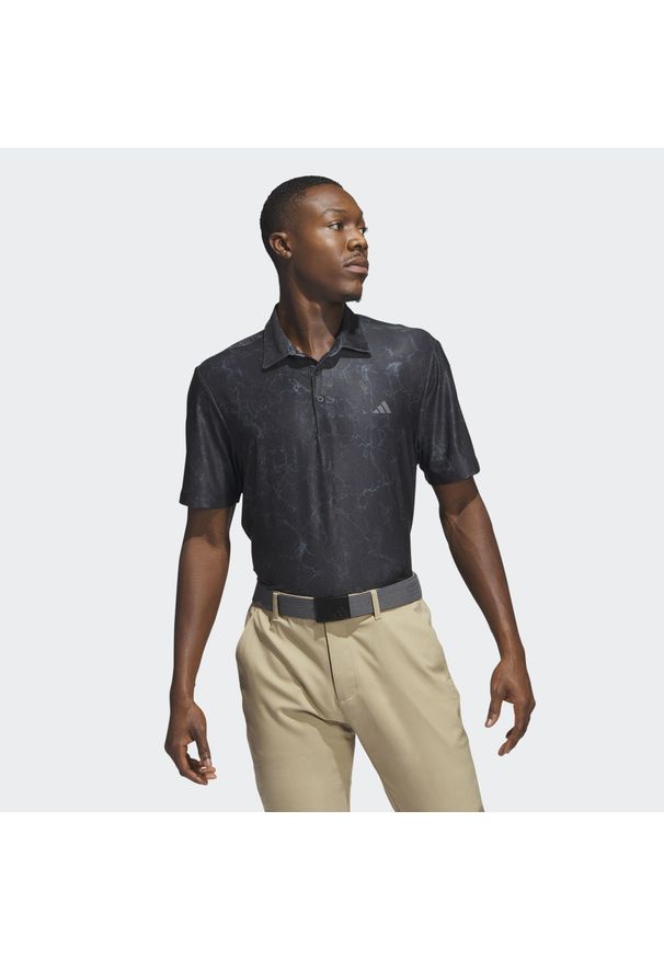 Adidas - Koszulka polo Ultimate365 Print. Typ kołnierza: polo. Kolor: czarny. Materiał: materiał. Wzór: nadruk. Styl: sportowy