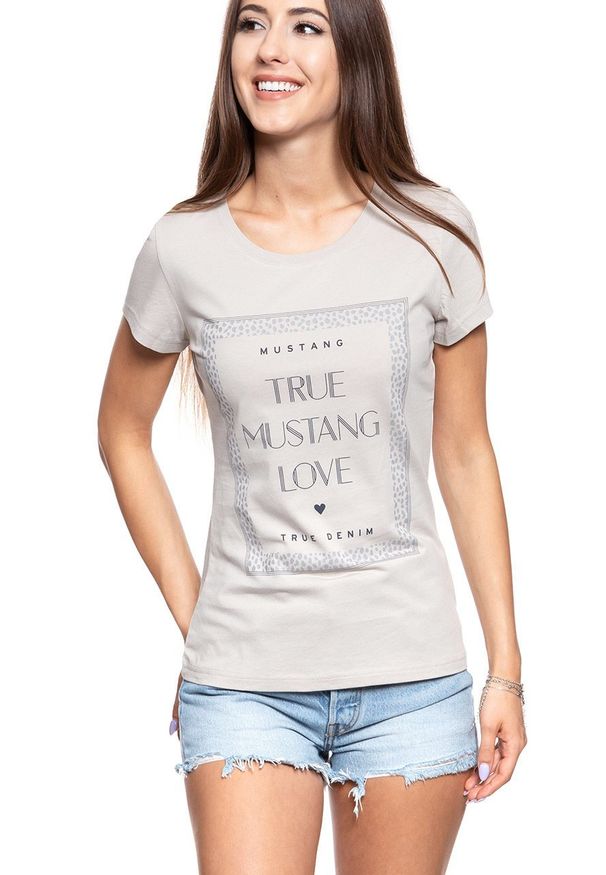 Mustang - MUSTANG T SHIRT DAMSKI Alexia C Print Dove 1008973 4025. Wzór: nadruk