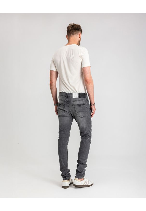 Męskie Spodnie Jeansowe Mustang Style Frisco Skinny Denim Black 1017118 4000 203